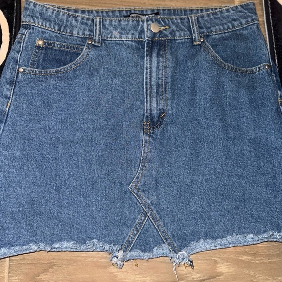 Nasty Gal Collection Wash Me Work Denim Mini Skirt light wash size 10 - Picture 2 of 12